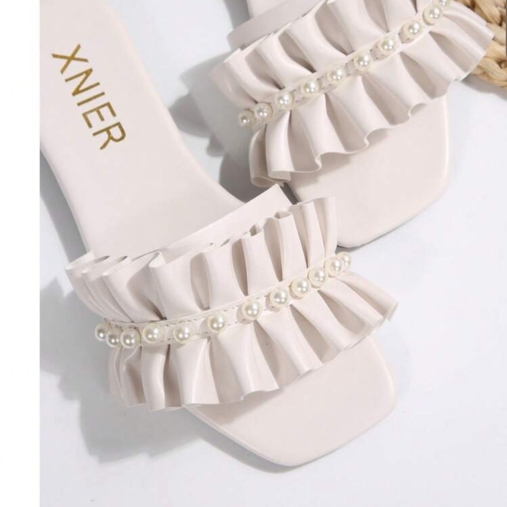Shein White Pearl Ruffle Slide Sandals – Size 8 (39) - Picture 7 of 7